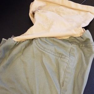 Jessica Simpson maternity green olive pants